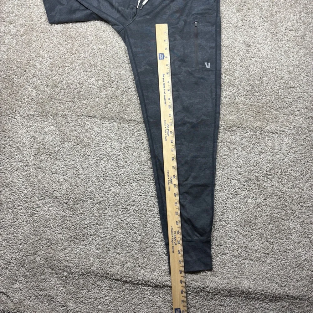 Vuori Mens Sunday Performance Jogger Black Camo Athletic Pants Small S V416